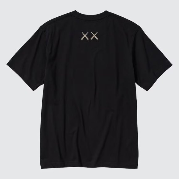 NWT Uniqlo x Kaws UT Unisex Short Sleeve Graphic T-Shirt - Picture 3 of 5